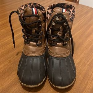 Tommy Hilfiger Duck/rain boots sz 7